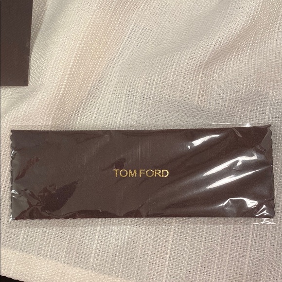 Tom Ford Black Sunglasses with Case - Picture 11 of 16